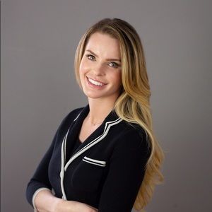 Meet your Posher, Monica